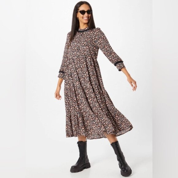 NWT LEVI’S FARAH Floral MIDI Dress Tiered Hem Small Ruffled‎ Collar Size S - Picture 1 of 16